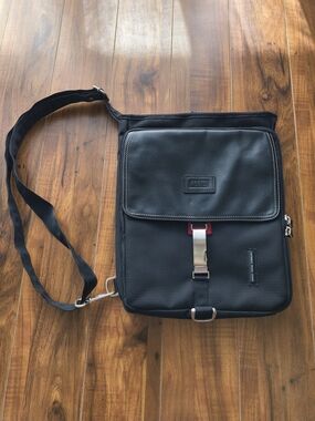 Roots Travel Goods Crossbody Messenger Bag